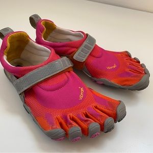 Vibram FiveFingers BIKILA Women’s Running Shoes Pink/ Orange/ Gray Size 6